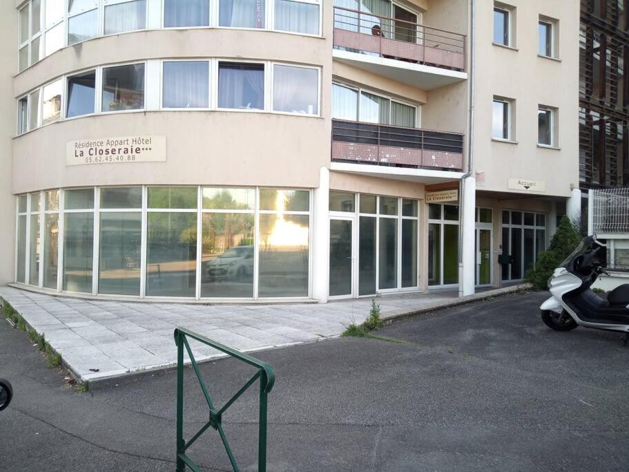 Agreable Studio Familial A Lourdes, Proche Gare Kültér fotó