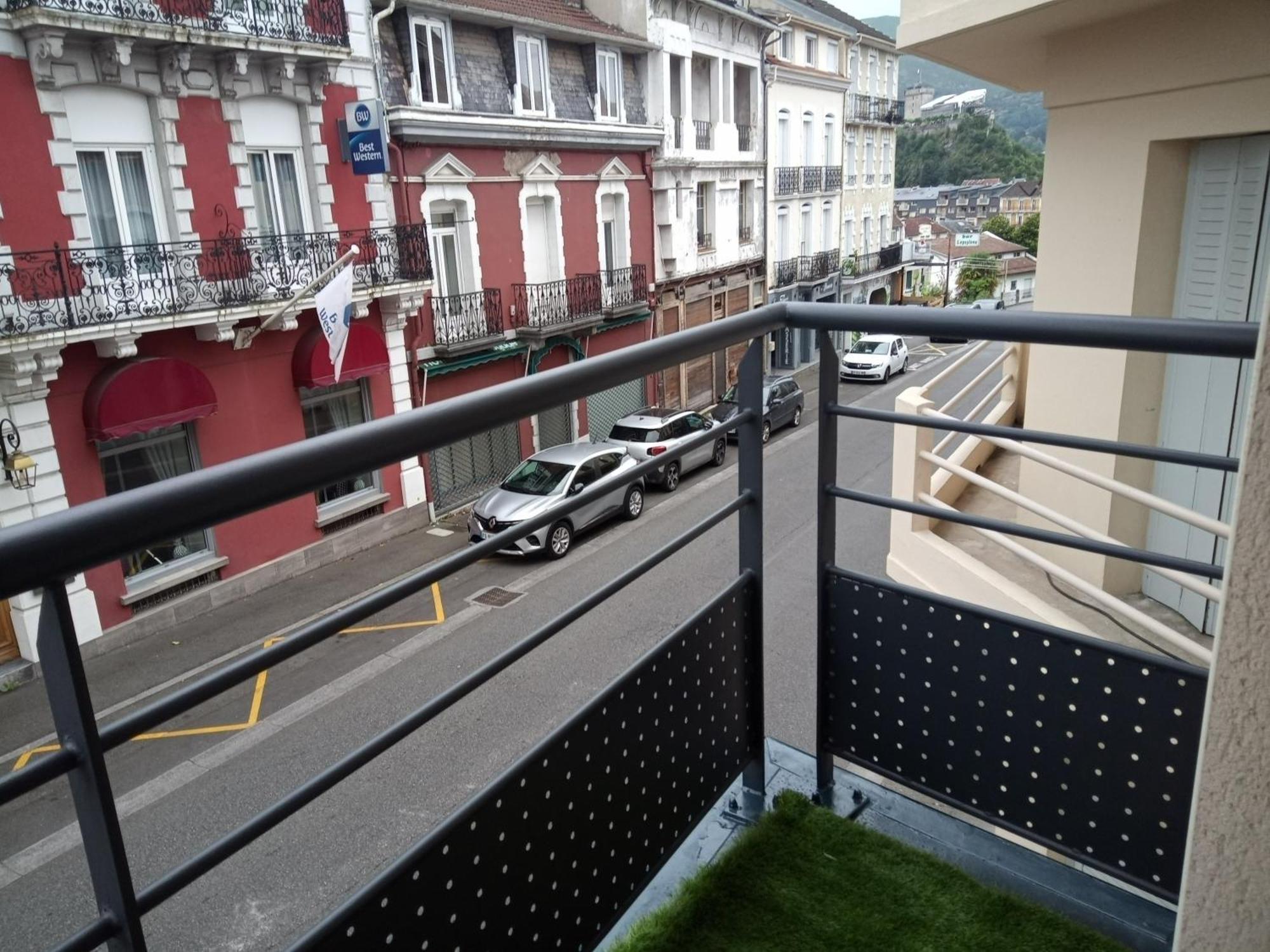 Agreable Studio Familial A Lourdes, Proche Gare Kültér fotó